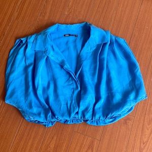Blue cropped Zara shirt